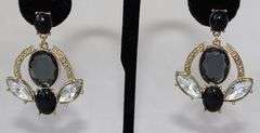Pair of Pretty Fashion Jewelry Earrings
