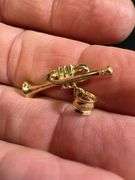 10K Yellow Gold Trumpet Horn Pendant