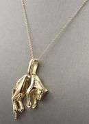 18kt Yellow gold hanging Panthera pendant on chain
