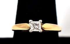Dazzling 14K Yellow Gold Approx. 0.42CTW Solitaire Diamond Ring
