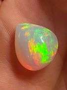Magnificent 6.42ct full body rainbow chaff flashing Welo Opal