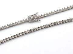 10kt White gold 2.25ctw diamond set necklace