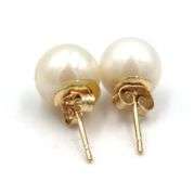 8mm White fresh water pearl stud earrings in14kt