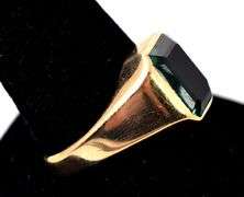 Wonderful 10K Yellow Gold Green Glass Gemstone Men's Ring