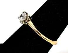 Elegant 14K Yellow Gold Approx. 0.46CTW Diamond Ring
