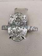 CERTIFIED BRAND NEW 14K WHITE GOLD DIAMOND ENGAGEMENT RING. 4.75 CARATS.