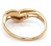 Useful 14K YG Diamond V Ring