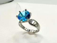Amazing 14 Kt White Gold Plate 3.5 Ct Swiss Blue Topaz Ring
