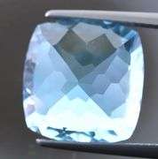 Full body flashing! 11.98ct Swiss blue Topaz from Brazil!