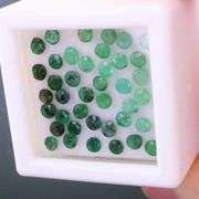 Light to dark! 2.31ct set of Colombian Emeralds!