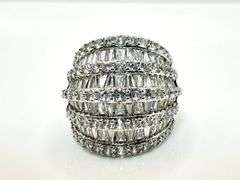 Dazzling 14 Kt White Gold Plate Huge 21.5 Ctw Simulated Diamond Ring