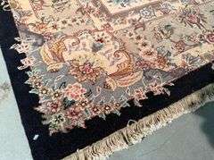 Exquisite Silk&Wool Tabriz Rug 6x9
