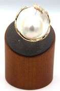 14kt Yellow gold Mabe pearl leaf ring