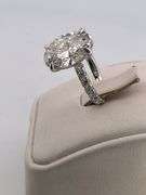 CERTIFIED BRAND NEW 14K WHITE GOLD DIAMOND ENGAGEMENT RING. 4.75 CARATS.