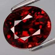 From Mozambique with love! Glittering 4.13ct Mozambique Garnet!