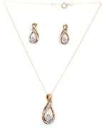 Set of 10kt Yellow gold diamond cluster teardrop pendant on chain and earrings