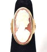 Vintage 10K Yellow Gold Cameo Ring