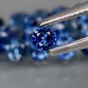 Sparkling 2.02ct diamond grade set of sapphire blue Sapphires!