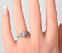 Stunning 14K White Gold Diamond Ring