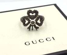 Gucci glass pearl heart ribbon ring