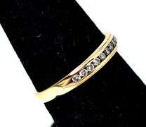 Sparkling 14K Yellow Gold Diamond Band Ring