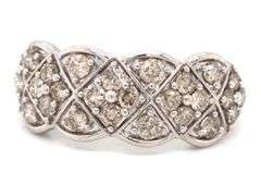 10kt White gold 0.85ctw woven cluster diamond ring