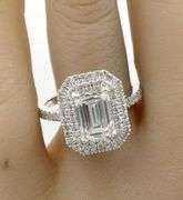 18kt White gold 2.67ct lab grown diamond in halo setting