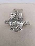 CERTIFIED BRAND NEW 14K WHITE GOLD DIAMOND ENGAGEMENT RING. 4.75 CARATS.