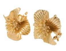 Vintage Tiffany & Co. Flower Clip On Earrings in 18K