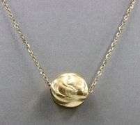 18kt Yellow gold textured ball necklace