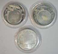 3 Diff. 1 Troy Oz pure .999 fine Silver Christmas medallions in plastic