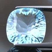 Full body flashing! 11.98ct Swiss blue Topaz from Brazil!