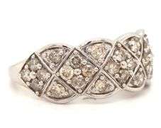 10kt White gold 0.85ctw woven cluster diamond ring