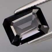 Very elegant 1.50ct VS grade 8x6mm Burmese Spinel