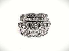 Dazzling 14 Kt White Gold Plate Simulated White VVs1 Diamond Ring
