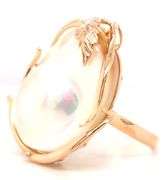 14kt Yellow gold Mabe pearl leaf ring