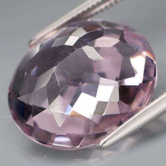 So much SPARKLE! 10.90ct collectors checker top Amethyst!
