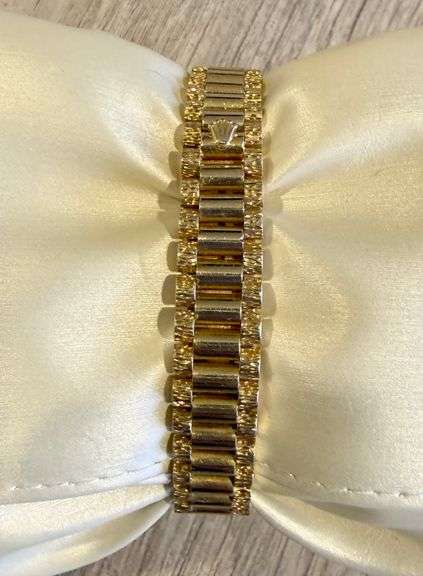 Wonderful Ladies 18k yellow gold Rolex Datejust Presidential watch