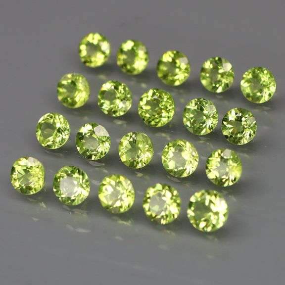 Round cut! Untreated! Matched! 5.94ct Peridot set!