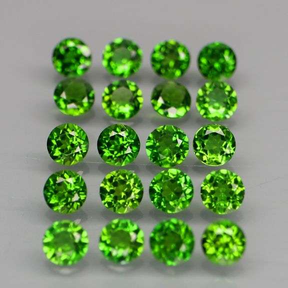Top chrome green 3.62ct Chrome Diopside set!