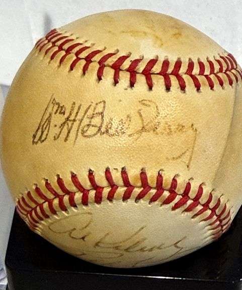 Detroit Tigers Team Ball signed