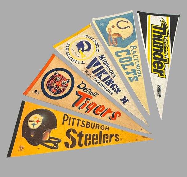 5 extermely collectable Vintage Various sports Pennant, 28"