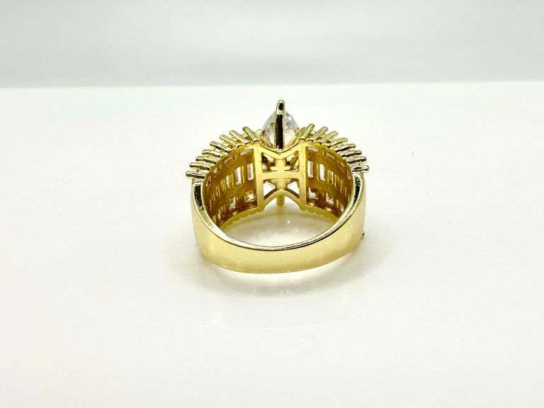 Sparkling 14 Kt Yellow Gold Plated 4.5 Ct Marquis Cut Lab Simulated Diamond Ring