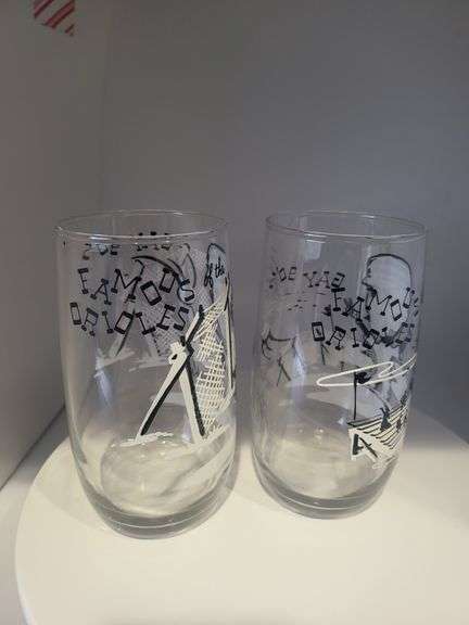 2 vintage Glass sports collectable