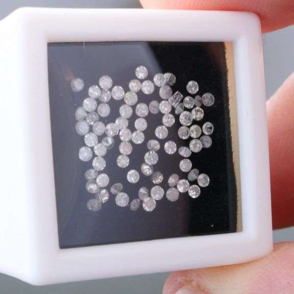 larger sizes! .88ct set of REAL round brilliant melee Diamonds!