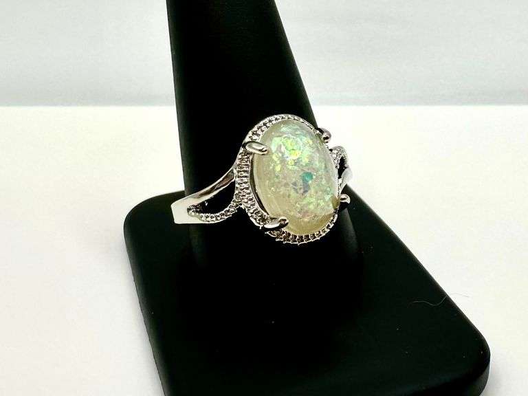 Amazing 5.75 Ct Simulated Color Play Rainbow Opal Ring
