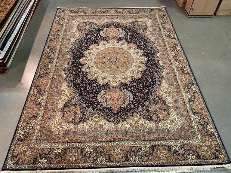 Stunning Medallion Design rug 8x11