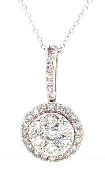 14kt White gold 1.25ctw diamond cluster pendant on chain