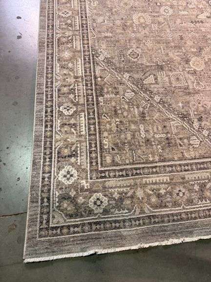 Decorative Vintage Design rug 8x10