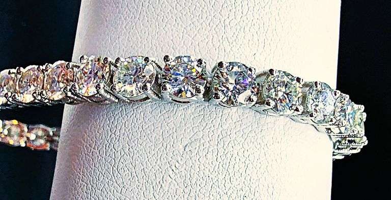 Spectacular 14 Kt White Gold Plated 19 Cttw 38 Count White Fire Moissanite Tennis Bracelet